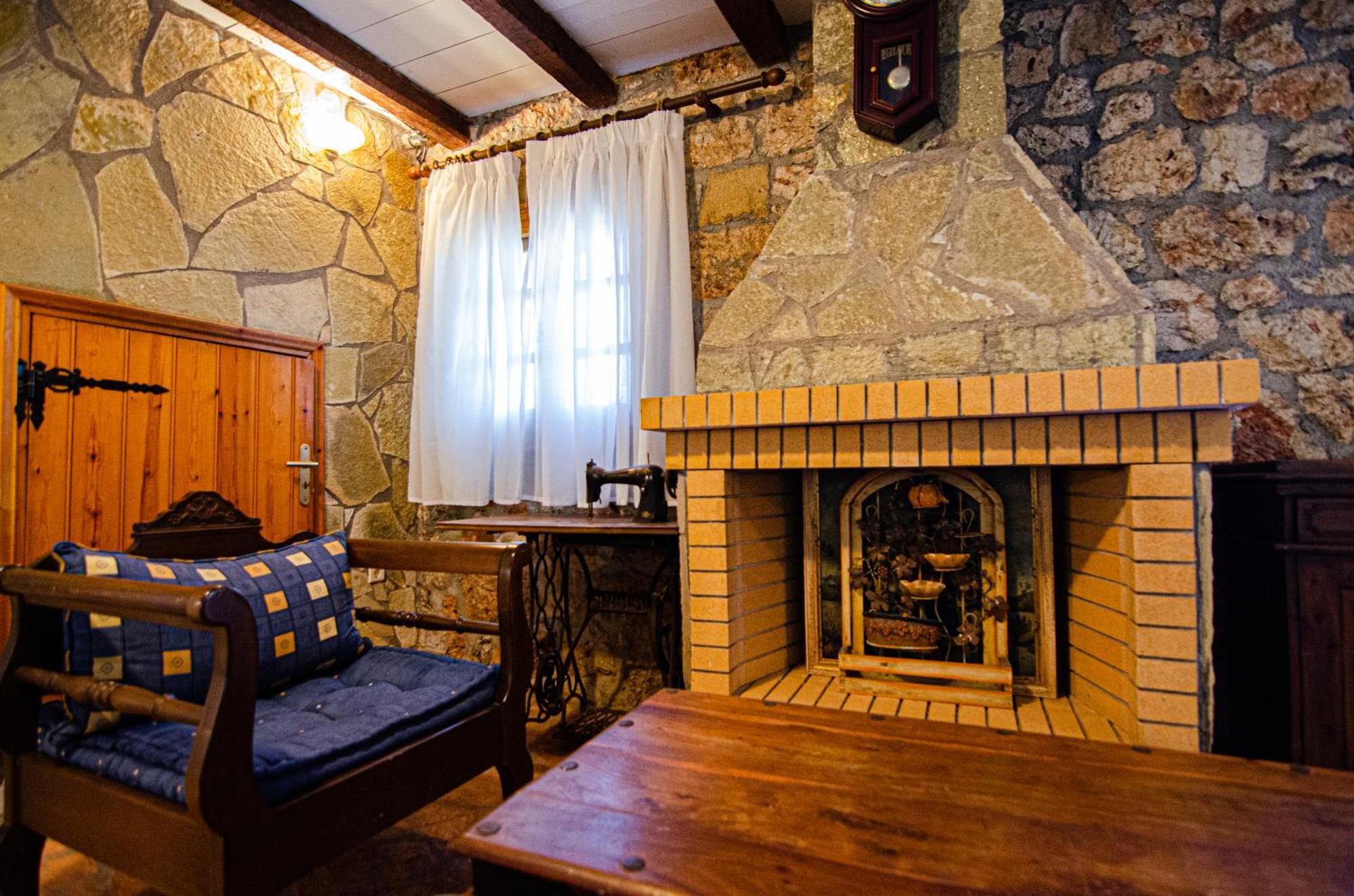 Kástron Kefalonian Luxury Villas מראה חיצוני תמונה